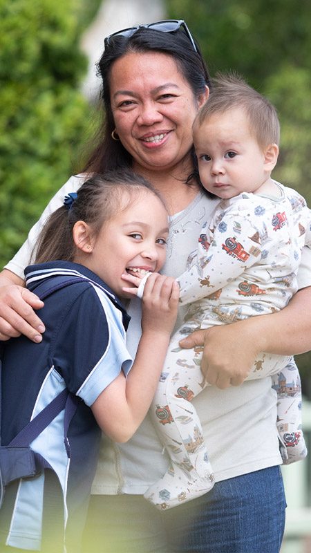 St Thomas Aquinas Springwood Mum and her 2 kids