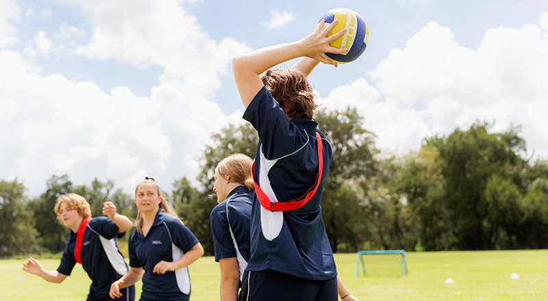 Penola Catholic College students plying netball