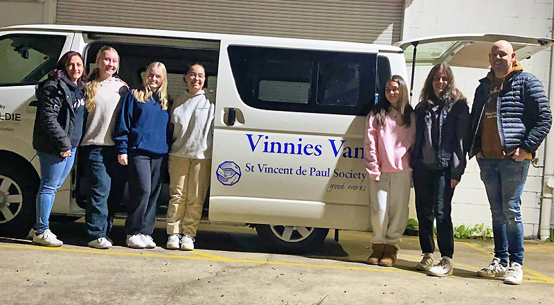 Marian Catholic College Kenthurst students helping with Vinnies Van