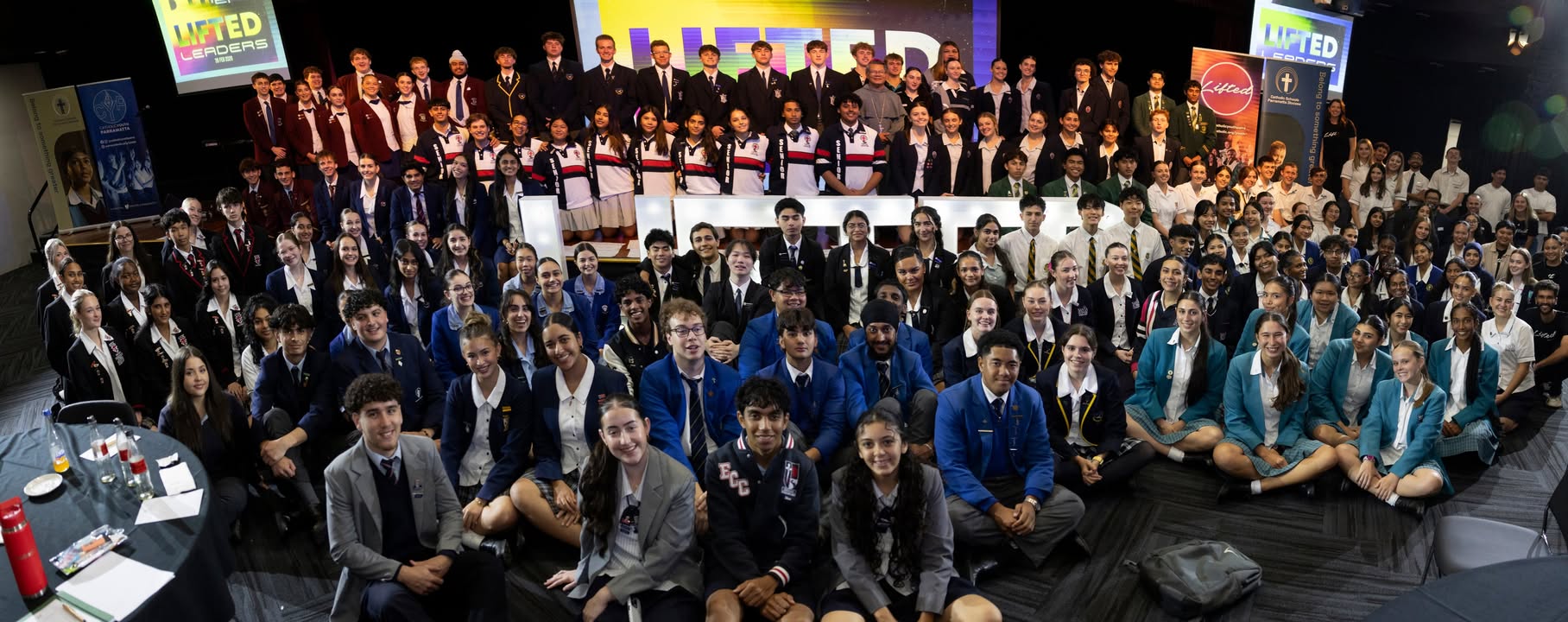 617762377044461_1346269974193694-1