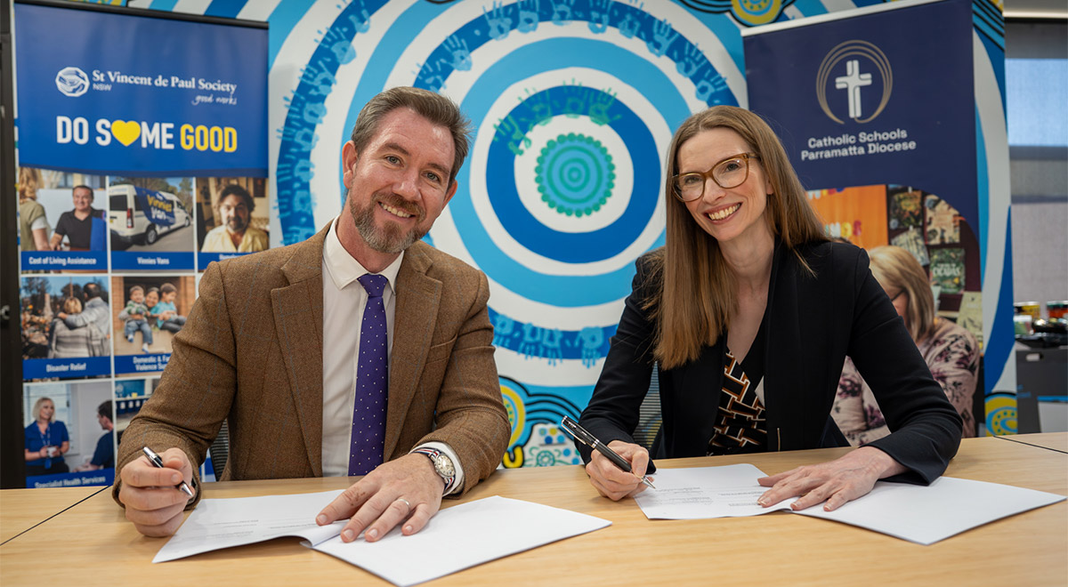 Sam Crosby, St Vincent de Paul Society NSW Executive Director & Elizabeth Scully, CSPD Executive General Manager Communications & Engagement.